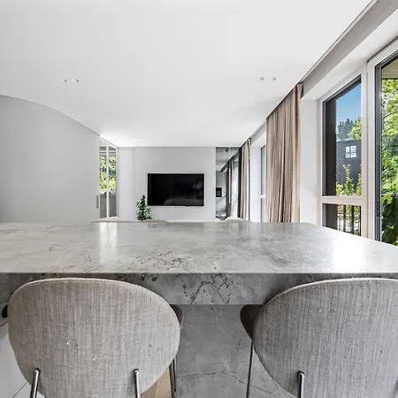 Apartment Refined Luxury Surrounded By Forest Mg *